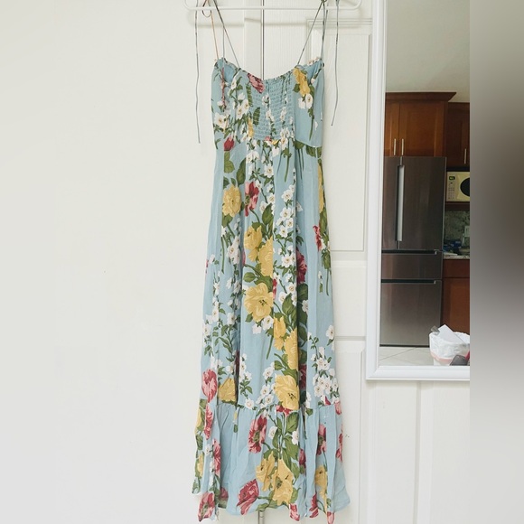 NWT! Reformation Enya  Dress  size:6P - Picture 5 of 13